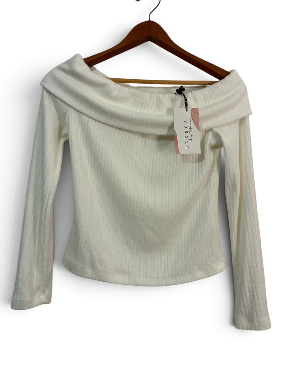 NWT Blenca Young Contemporary Off the Shoulder Sweater in Ivory
